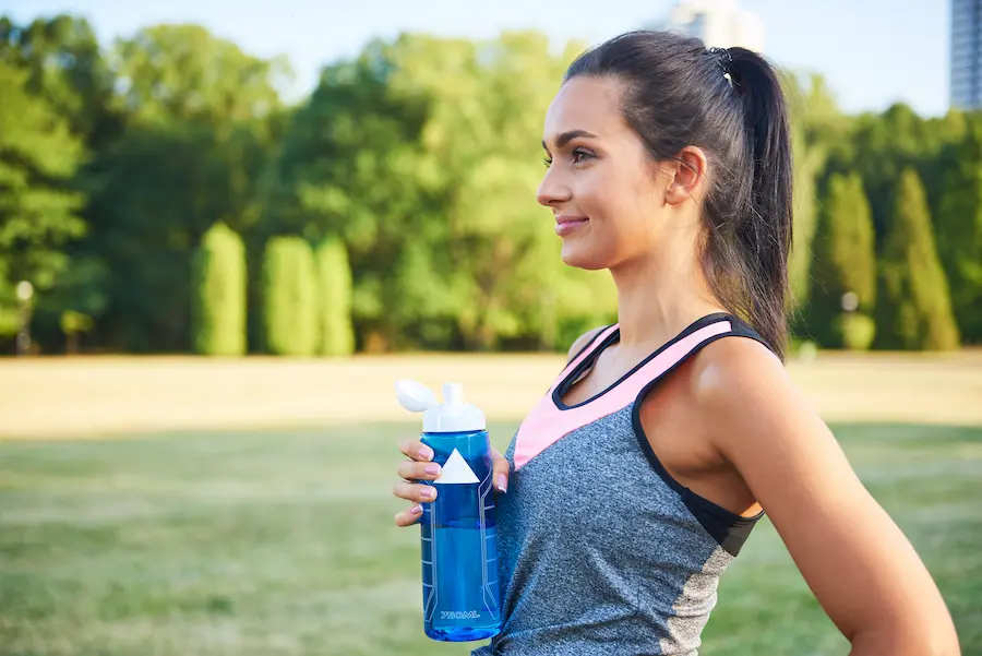 Estrategia de hidratación para beber durante carrera de 21K