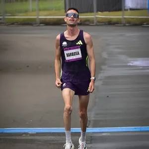 Corredores disfrutando una jornada de carreras atléticas Bogotá