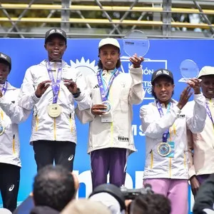 Primeros kilómetros de la carrera de la mmB en Bogotá