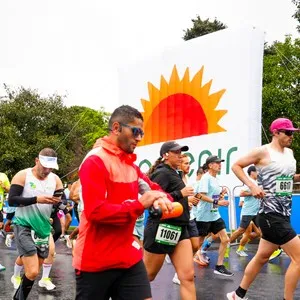 Experiencia de marca para corredores durante la mmB 2026