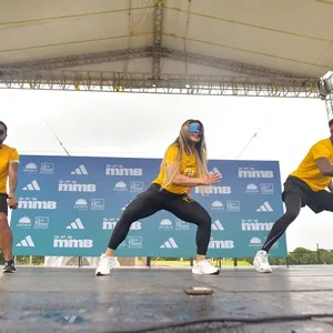 Activación de marca durante los 10K de la mmB 2026