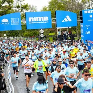 Experiencias deportivas de marcas durante la Media Maratón de Bogotá 2026