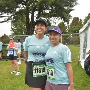 Corredores completan parte del circuito de la Media Maratón.