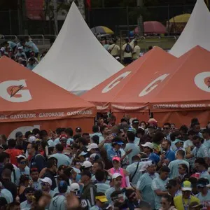 Atleta disfruta la experiencia de correr 21K en Bogotá.