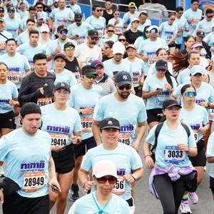 Atletas participan en la jornada de running de la Media Maratón.