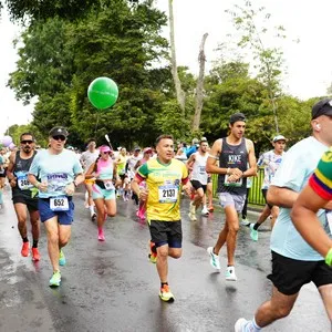 Corredoras completan kilómetros de los 21K.