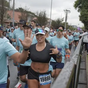 Corredor participa en los 10K de la Media Maratón de Bogotá.