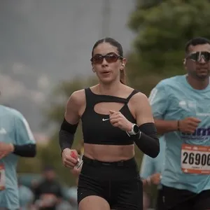 Participantes disfrutan el circuito de 10 kilómetros en Bogotá.