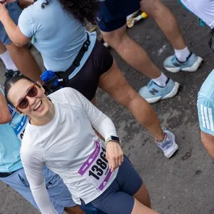 Corredores muestran satisfacción tras terminar la competencia.
